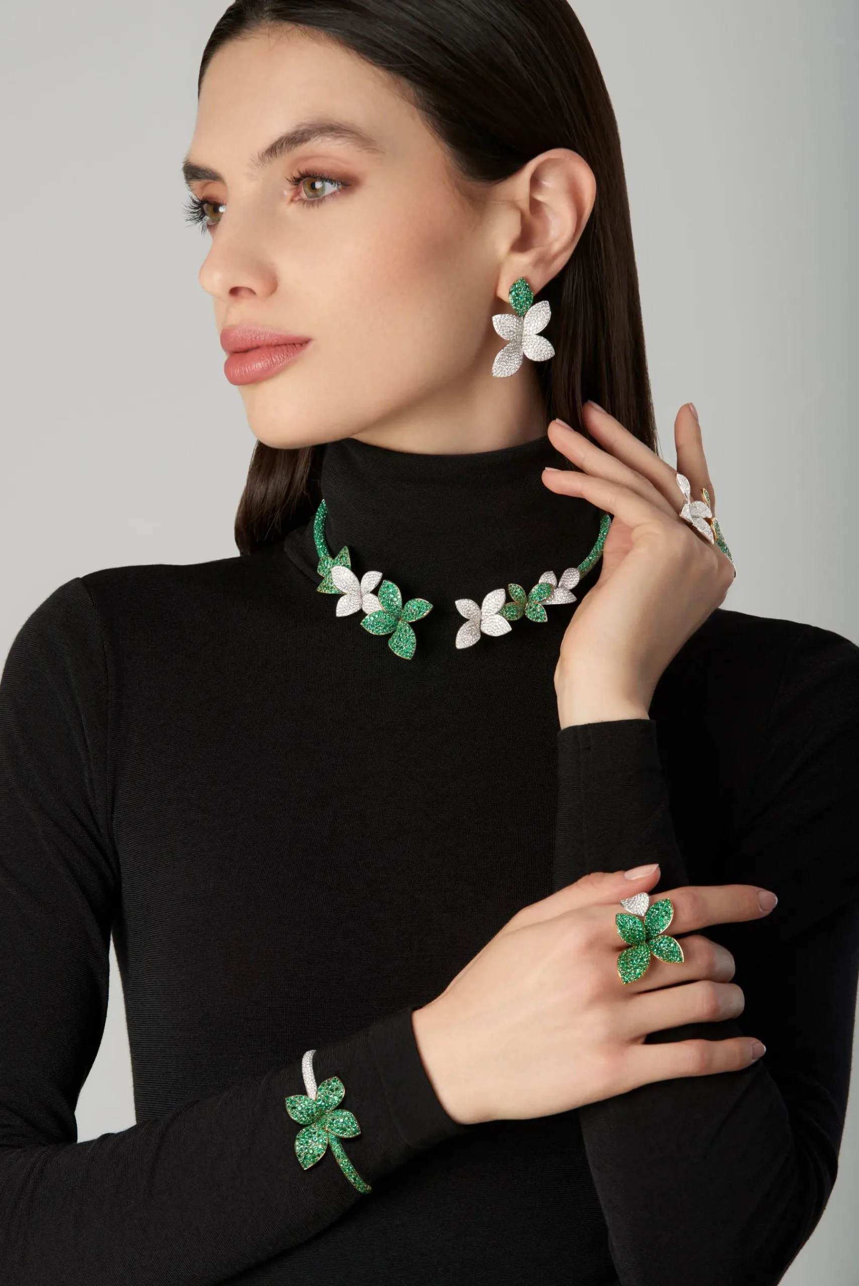 Pasquale Bruni GIARDINI SEGRETI GREEN SOUL EARRINGS- Emerald|White Gold